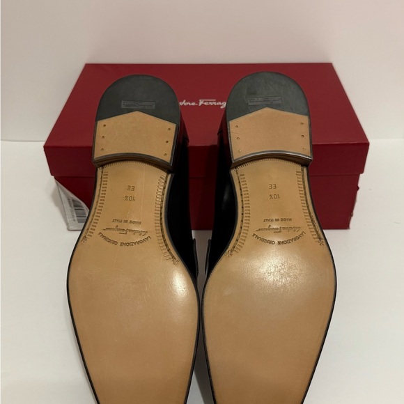 NEW w/Box Salvatore Ferragamo Lionel Loafers 10.5 EE Nero Calf 1,090$ MSRP BNWB main image 9